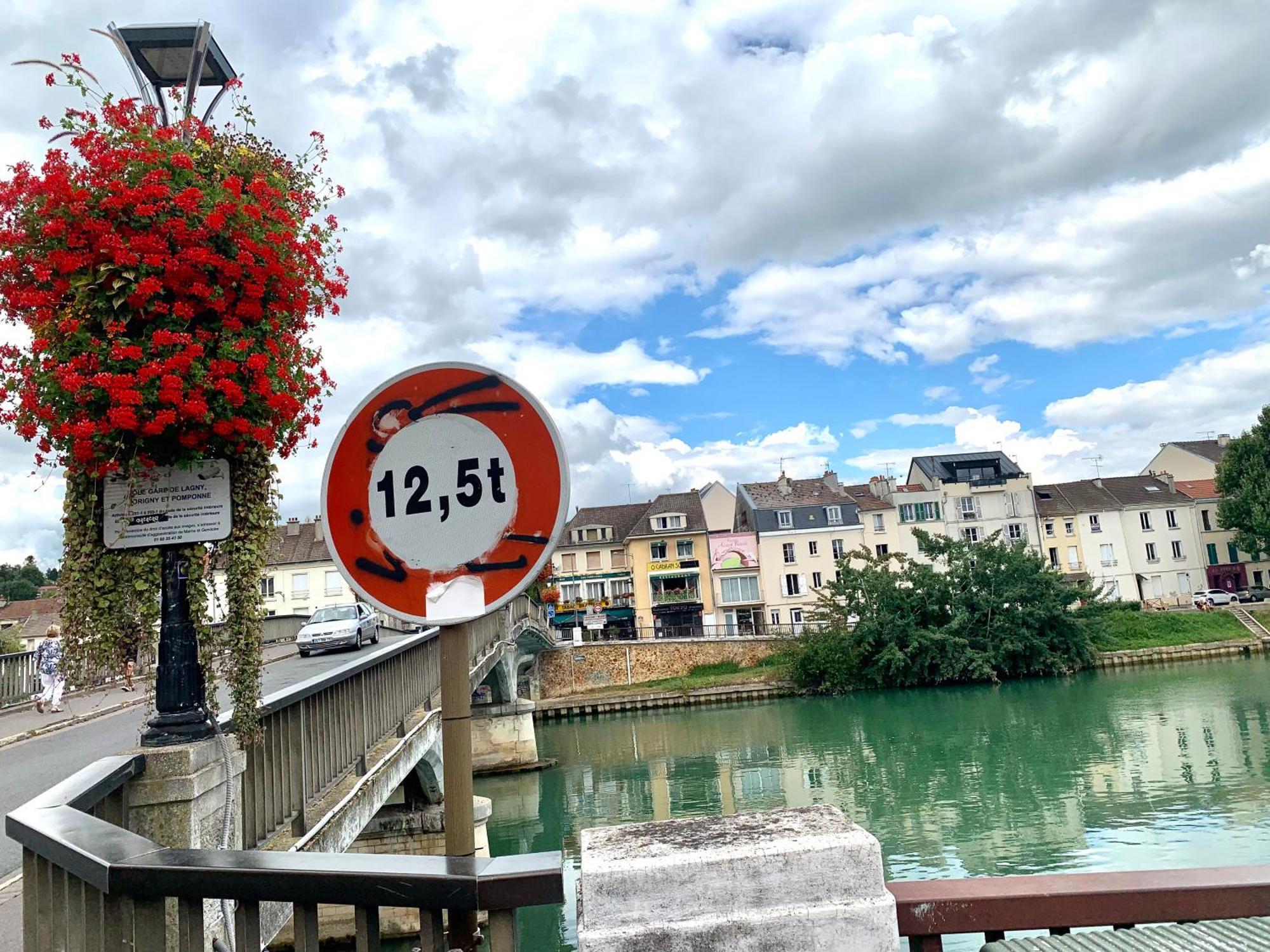 App301 Centre Ville A Lagny, 15Min A Disneyland En Voiture, 30Min A Paris En Voiture Exterior foto